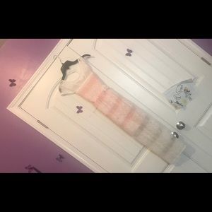 Lovely maxi peach and white dress